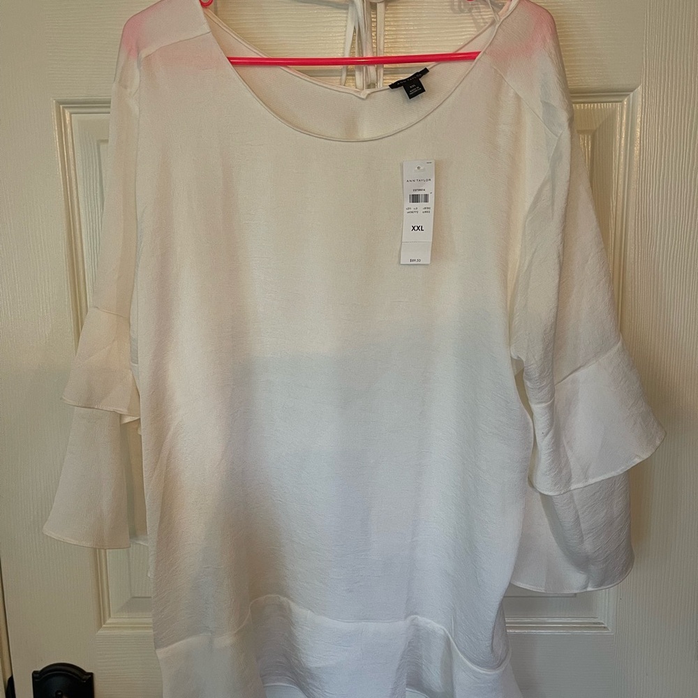 Ann Taylor NWT Cream Blouse XXL